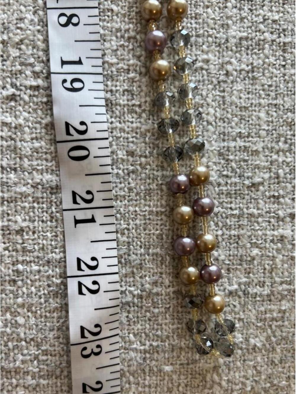 Flapper Style Strand Necklace - Picture 6 of 6
